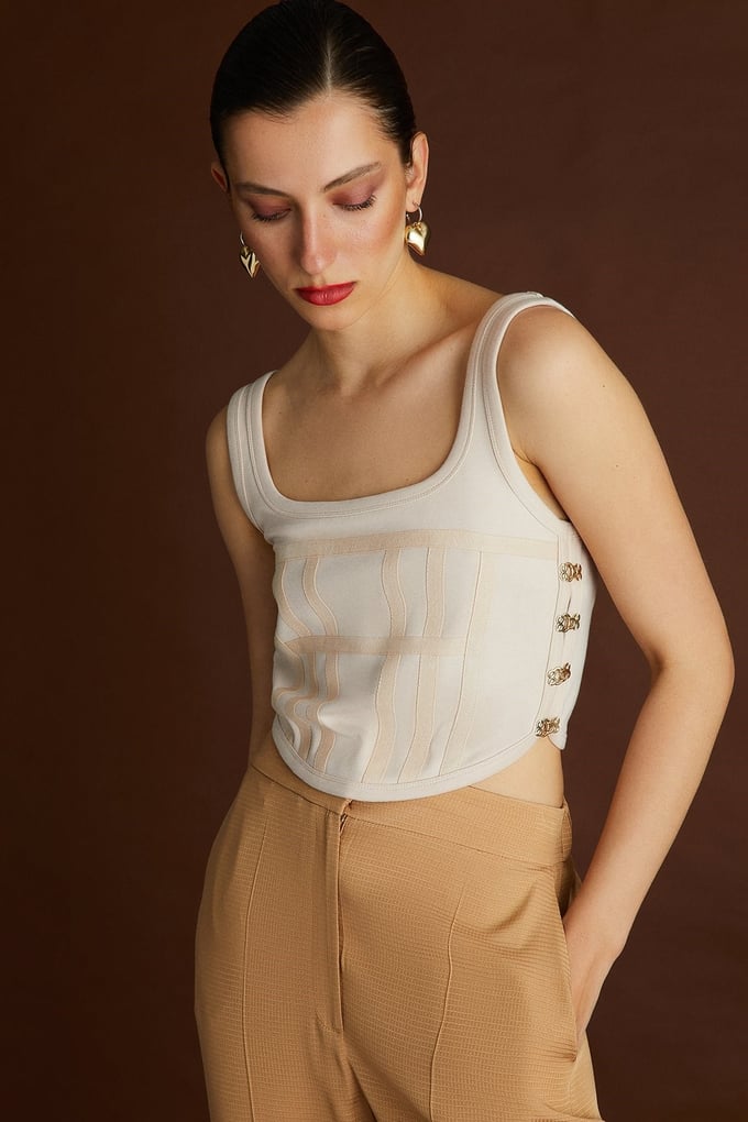 Bej Korse İlhamlı Crop Bluz