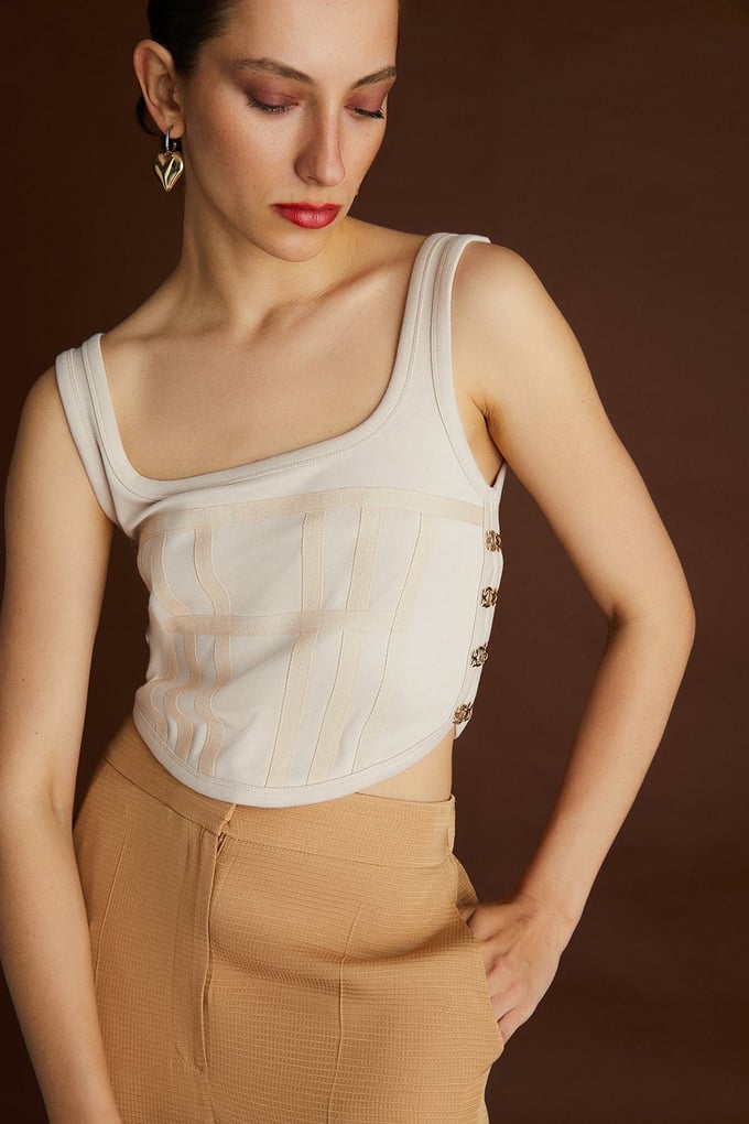 Bej Korse İlhamlı Crop Bluz