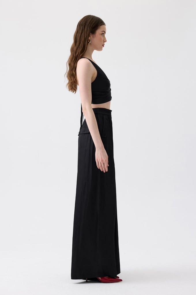 Wide Leg Pleated Detail Black Pants