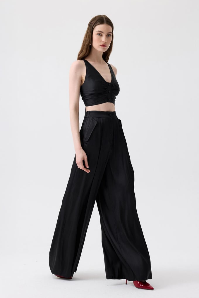 Wide Leg Pleated Detail Black Pants