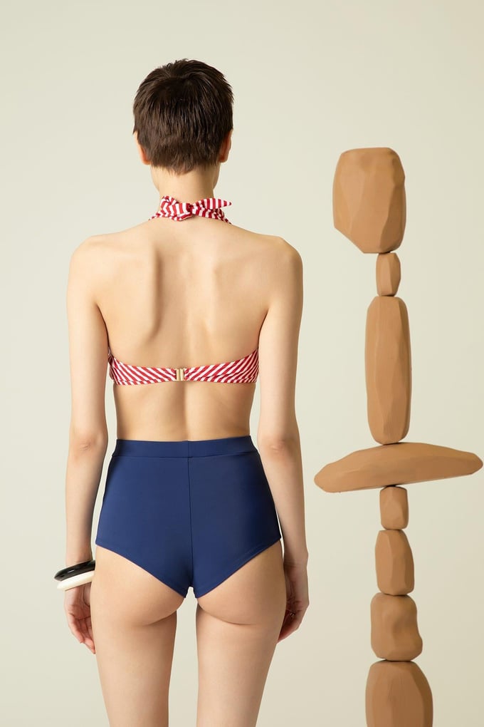 Boyundan Bağlamalı Lacivert Bikini Üstü