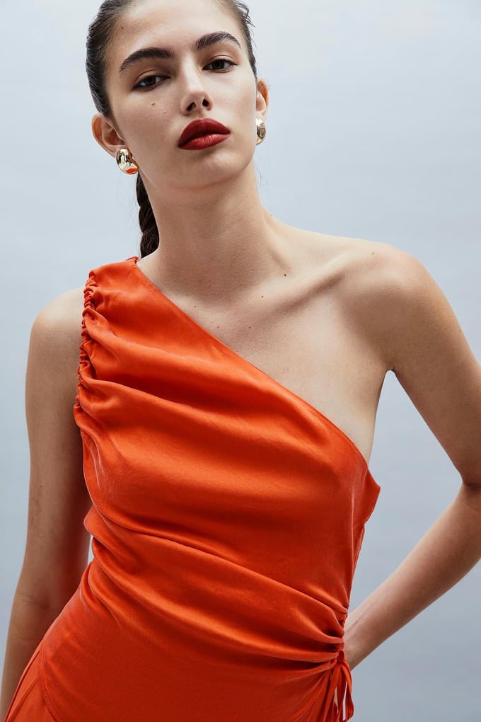 Red Asymmetric Top with Gathering