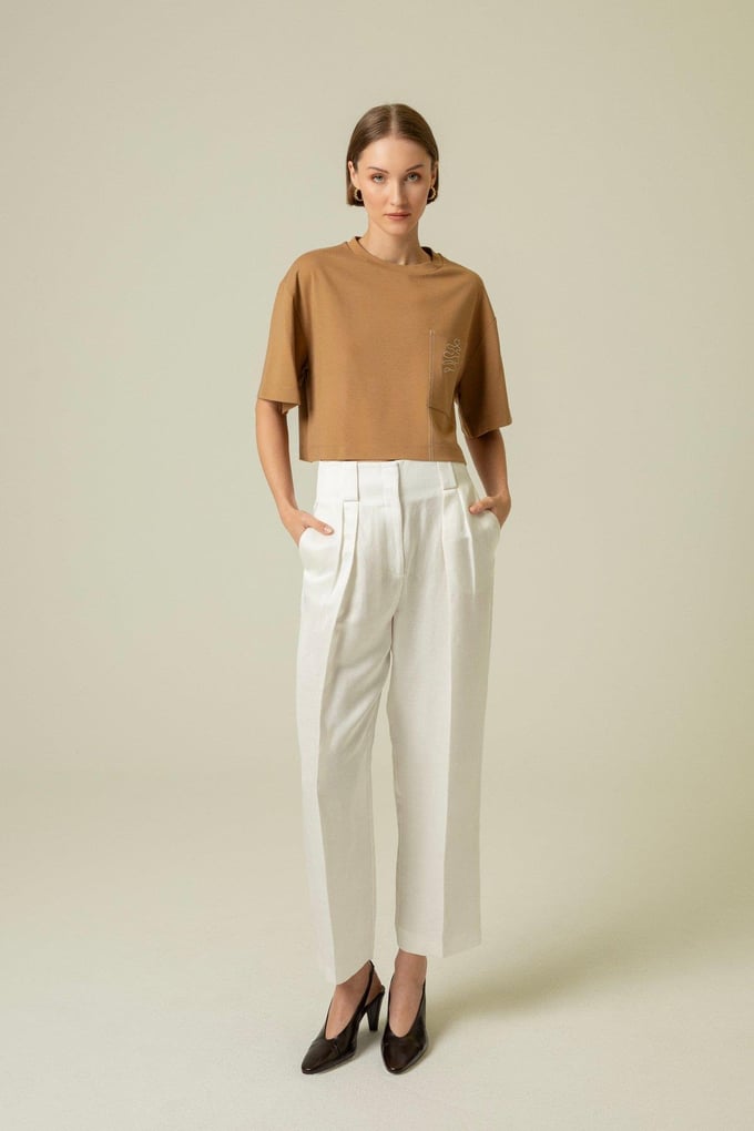 Cep Nakış Detaylı Camel T-shirt