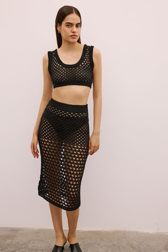 Open-Knit Ribbed Black Midi Skirt