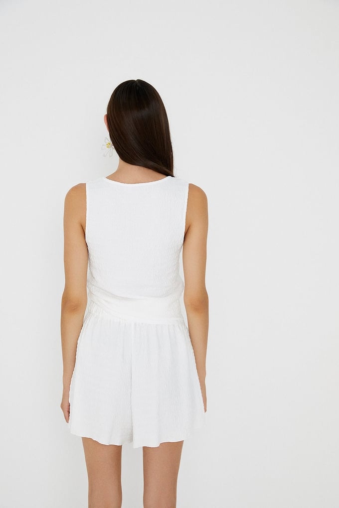 Dokulu Ekru Basic Bluz