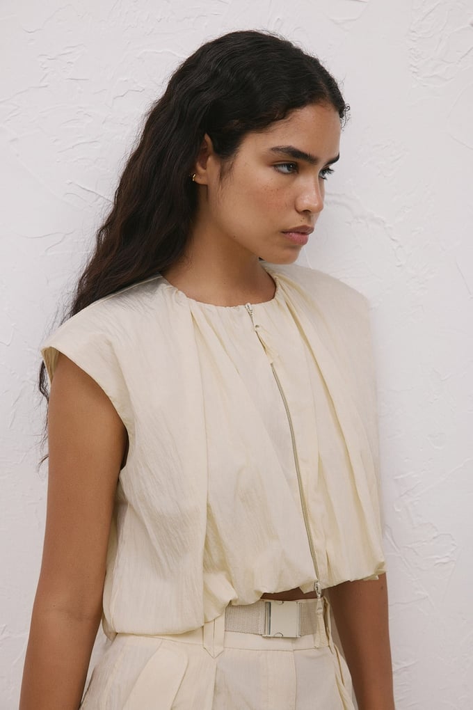 Zippered Short Sleeve Ecru Vest