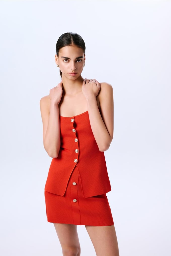 Gold Button Detailed Coral Knit Vest  
