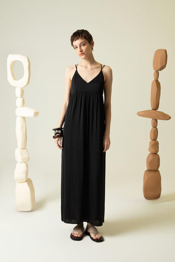 Thin Strap Relaxed Fit Black Long Dress