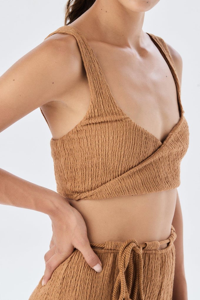 Kalın Askılı Kare Yaka Tarçın Crop Top