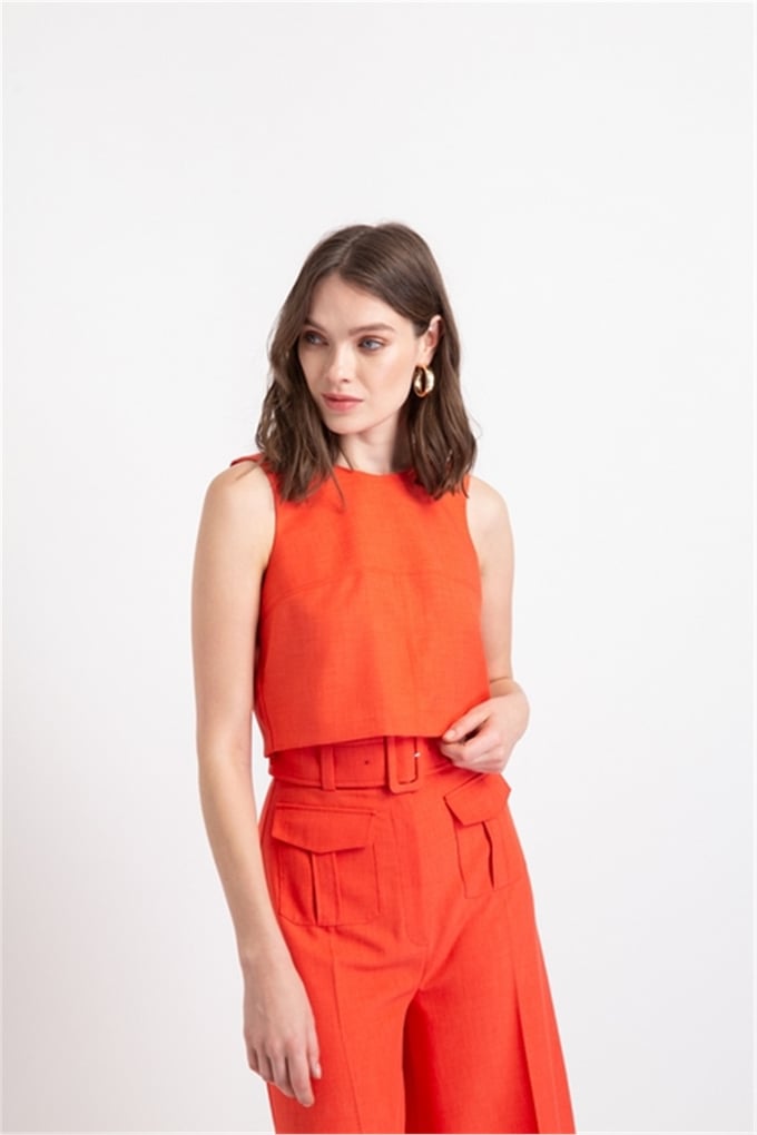 Kolsuz Yandan Fermuarlı Crop Bluz