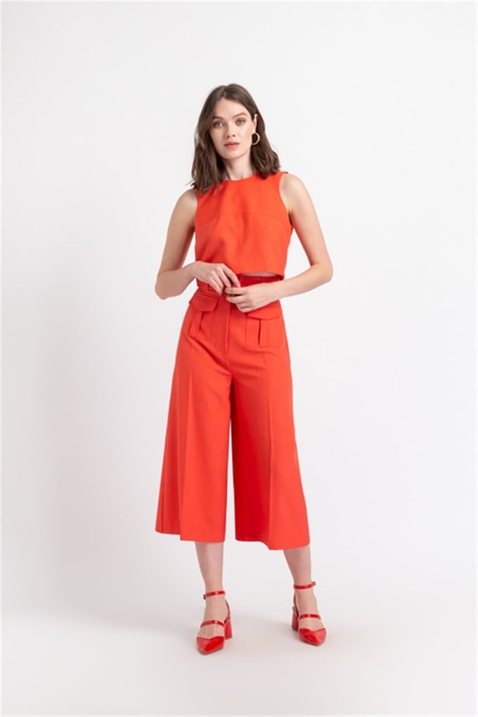 Kolsuz Yandan Fermuarlı Crop Bluz