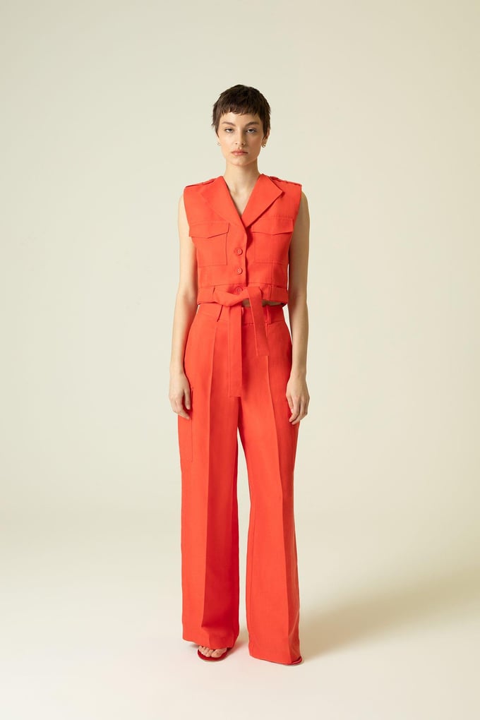 Kuşak Detaylı Kolsuz Narçiçeği Crop Ceket