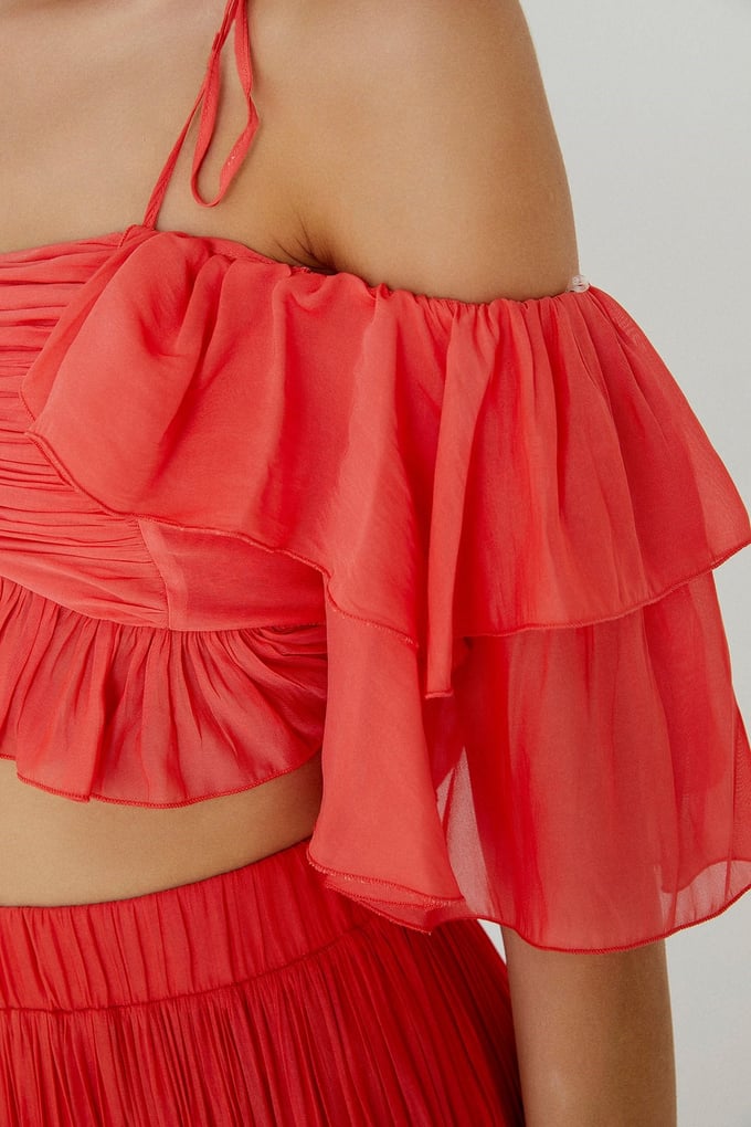 Narçiçeği Askılı Volanlı Crop Bluz