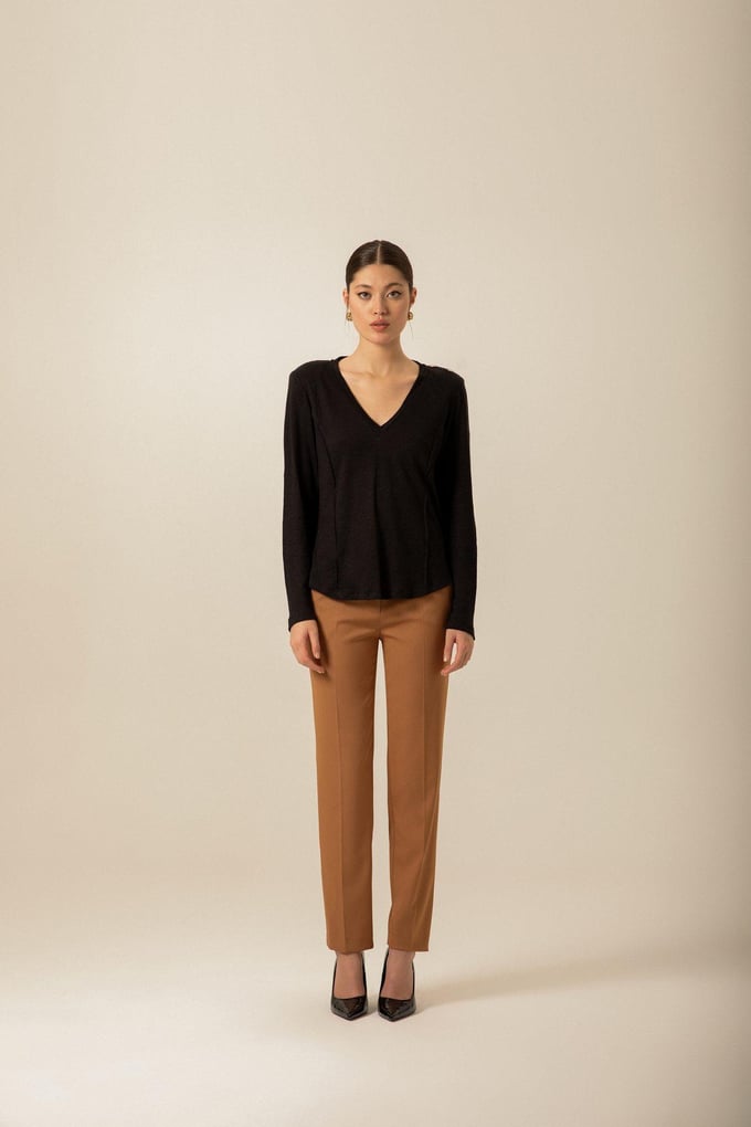 Shoulder Buttoned Knit Ecru Blouse