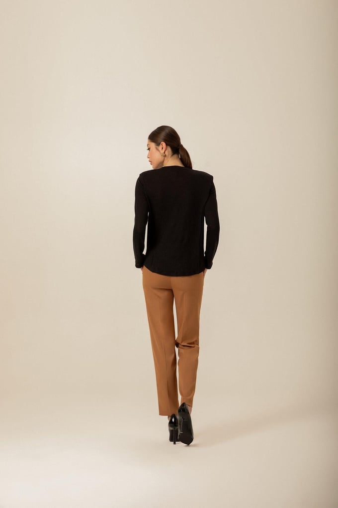 Shoulder Buttoned Knit Ecru Blouse