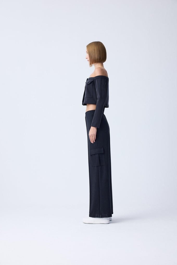 Off-Shoulder Knit Black Blouse