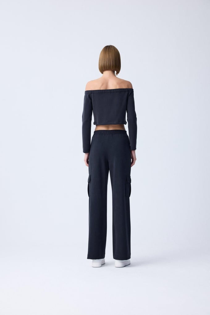Off-Shoulder Knit Black Blouse