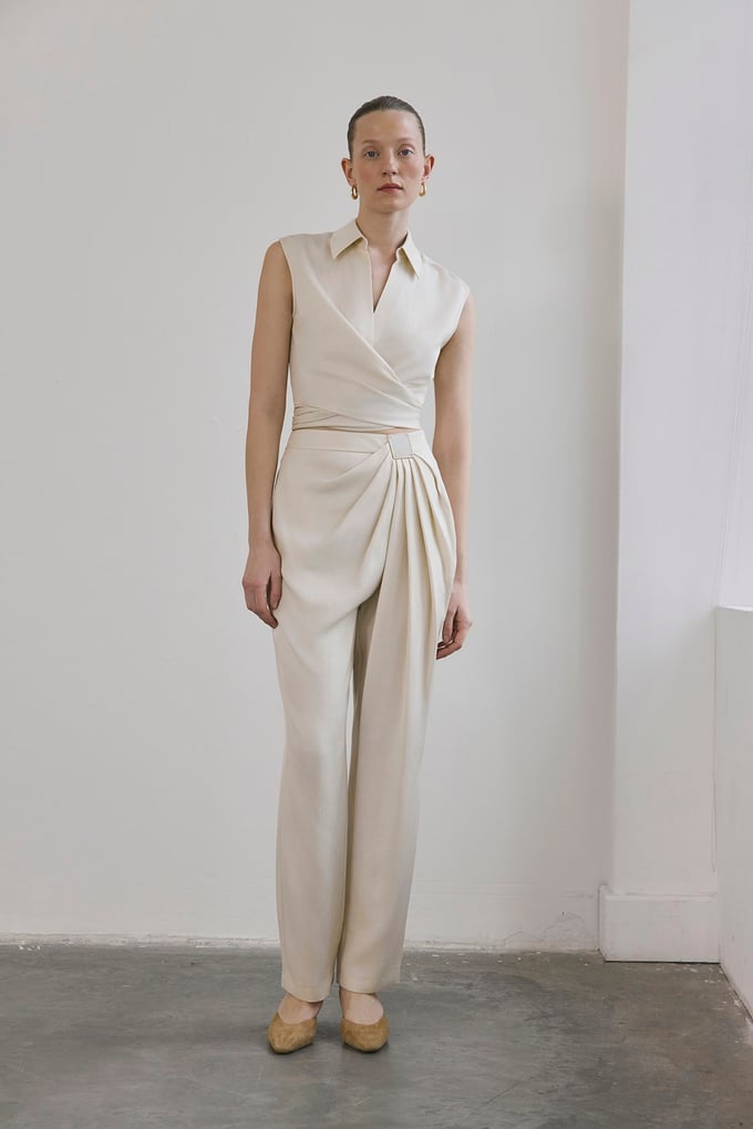 Front Pleated Linen Blend Ecru Trousers