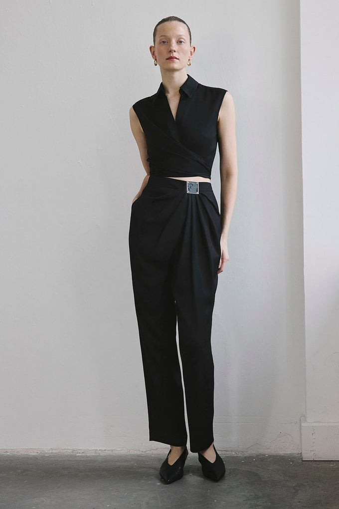 Front Pleated Linen Blend Black Trousers