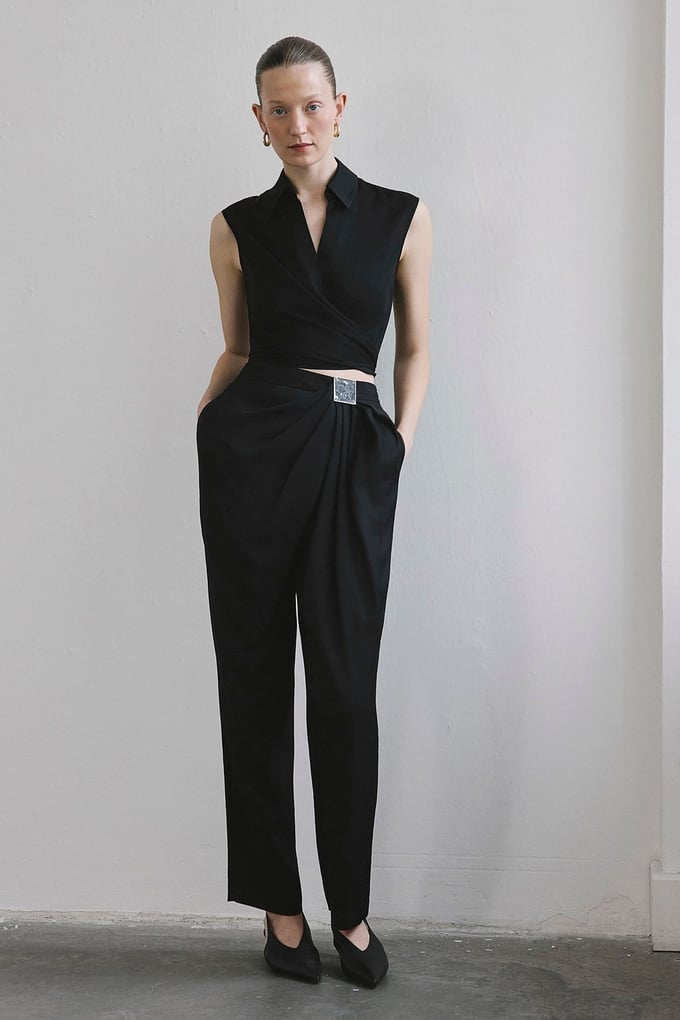 Front Pleated Linen Blend Black Trousers