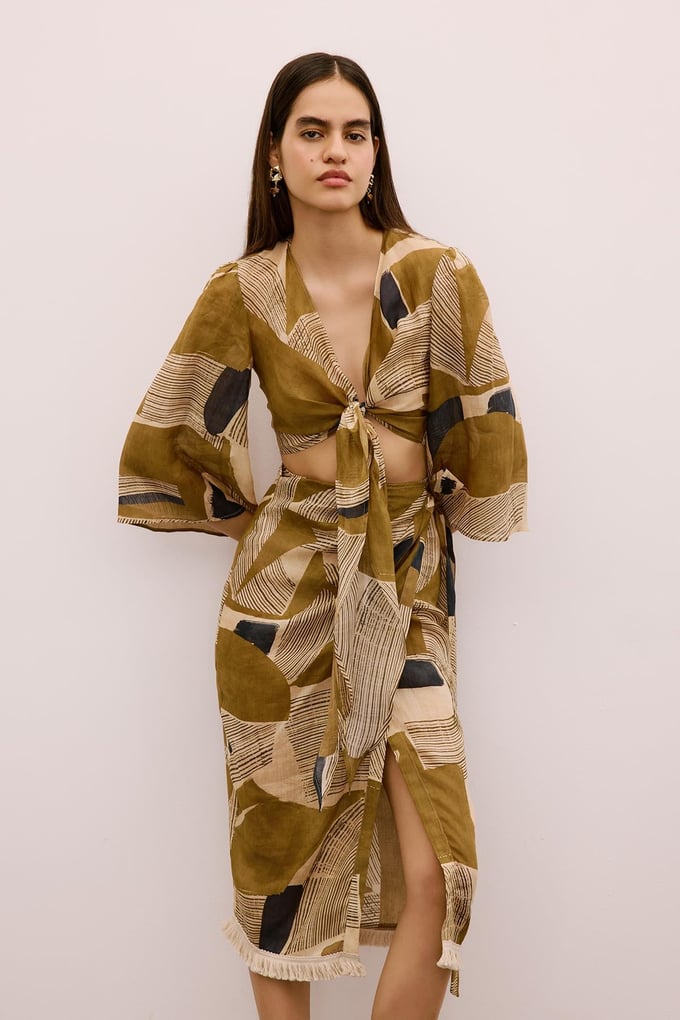 Front-Tied Patterned Camel Crop Blouse