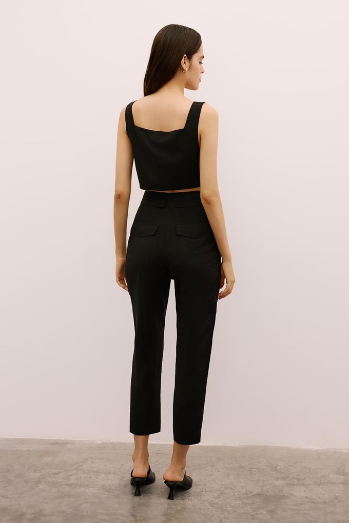 Pleated Relaxed-Fit Black Trousers