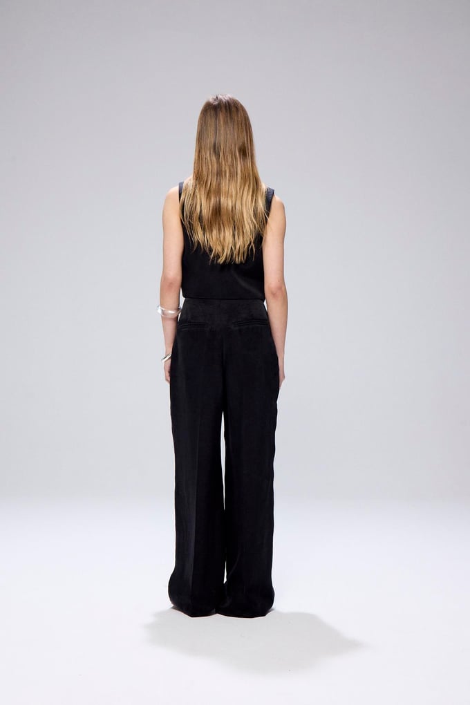 Pleated High Waist Black Linen Pants