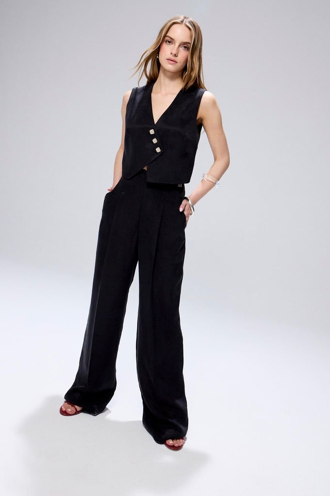 Pleated High Waist Black Linen Pants