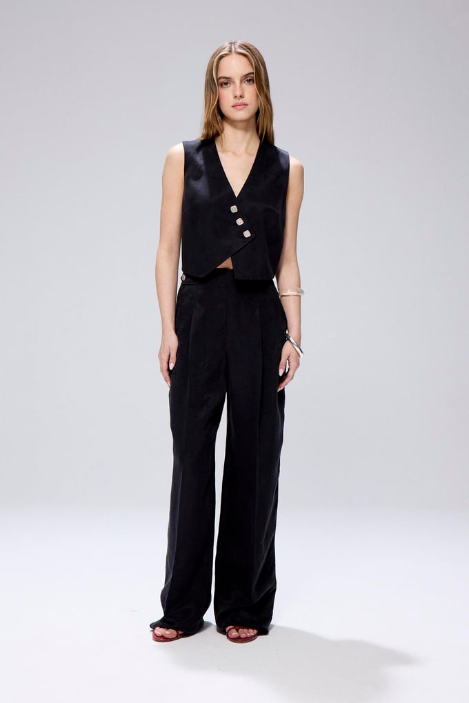 Pleated High Waist Black Linen Pants