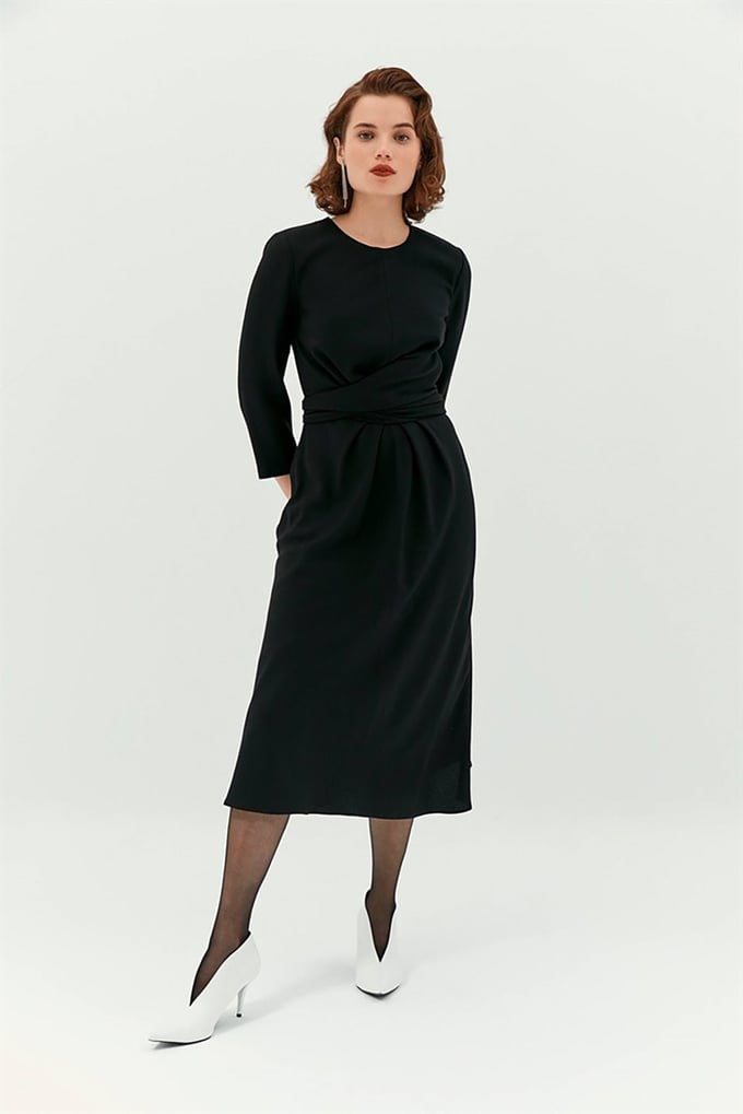 Siyah Midi Drape Elbise
