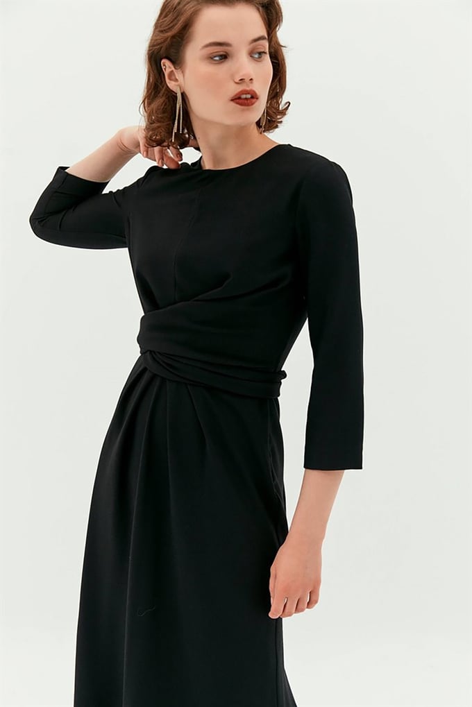 Siyah Midi Drape Elbise