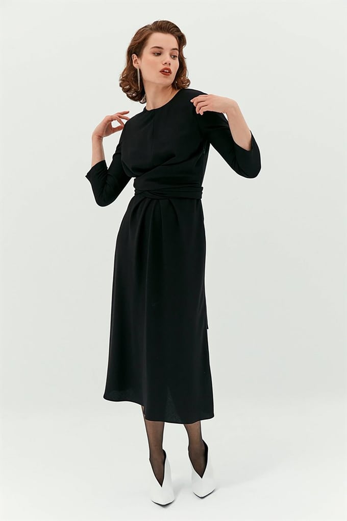 Siyah Midi Drape Elbise