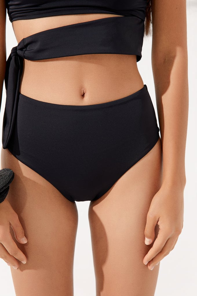 Siyah Yüksek Bel Bikini Altı