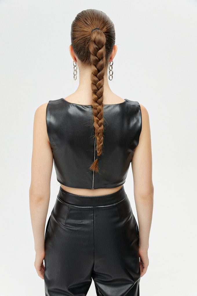 Suni Deri Crop Top