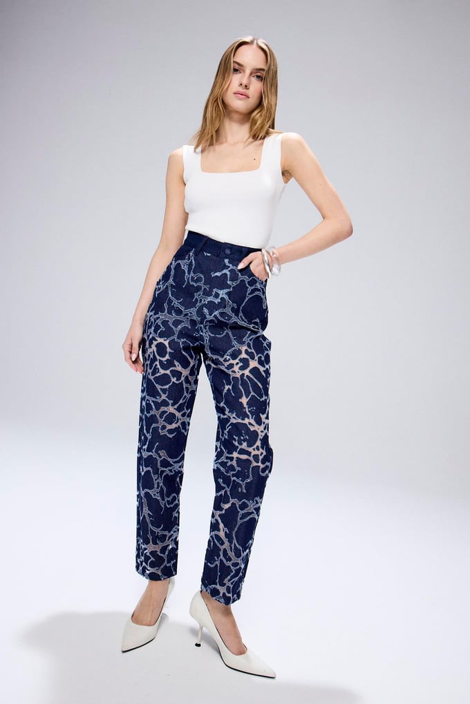 Transparan Detaylı Mavi Denim Pantolon