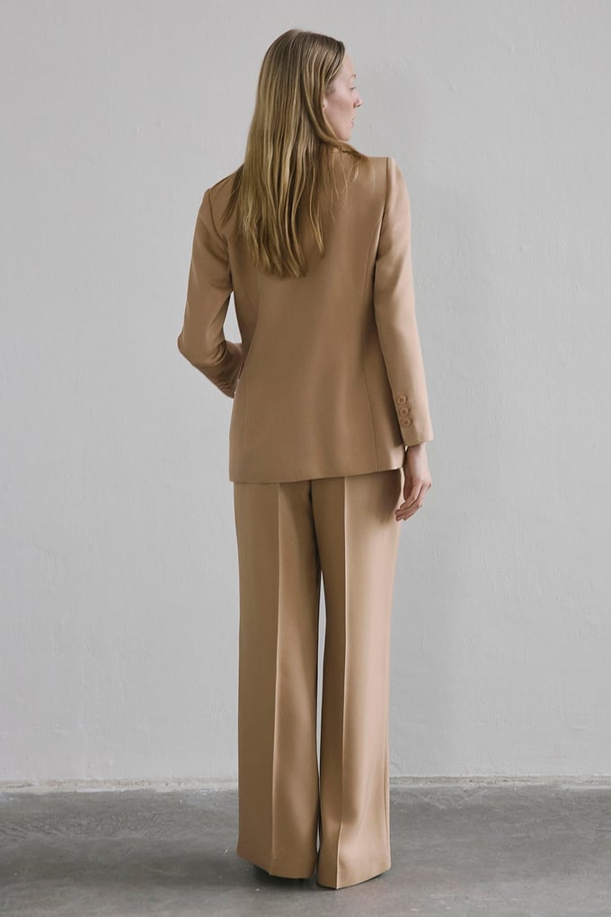 Ütü İzli Pileli Geniş Paça Camel Pantolon