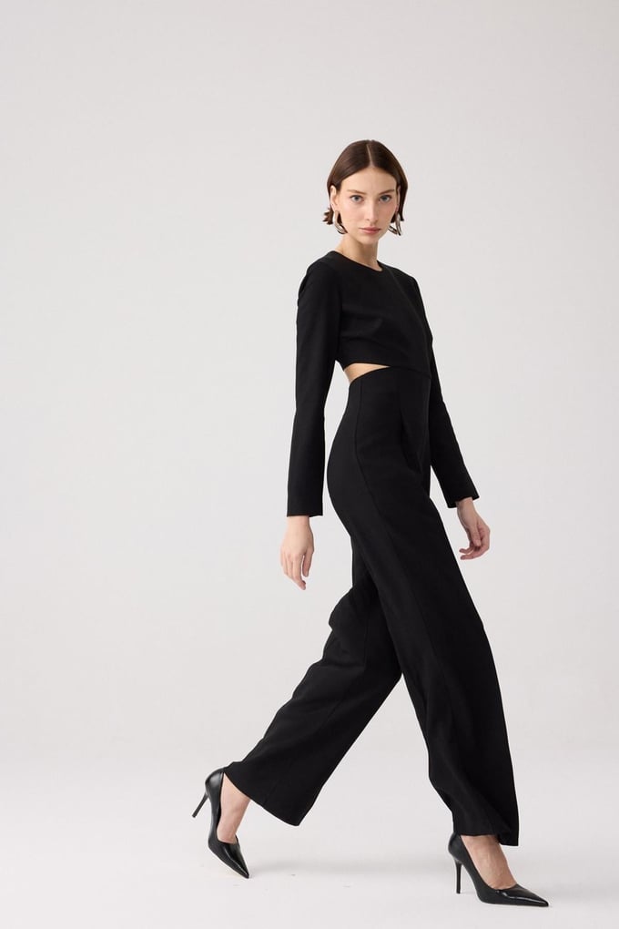 Side-Deep Detailed Black Jumpsuit