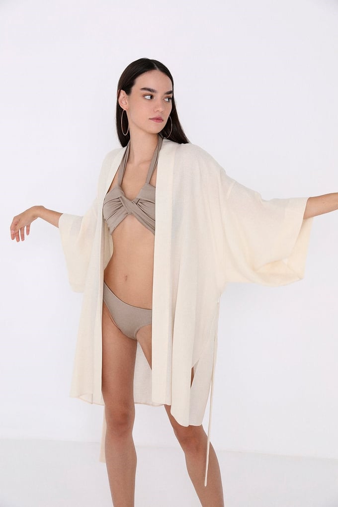 Yanları Yırtmaçlı Kimono