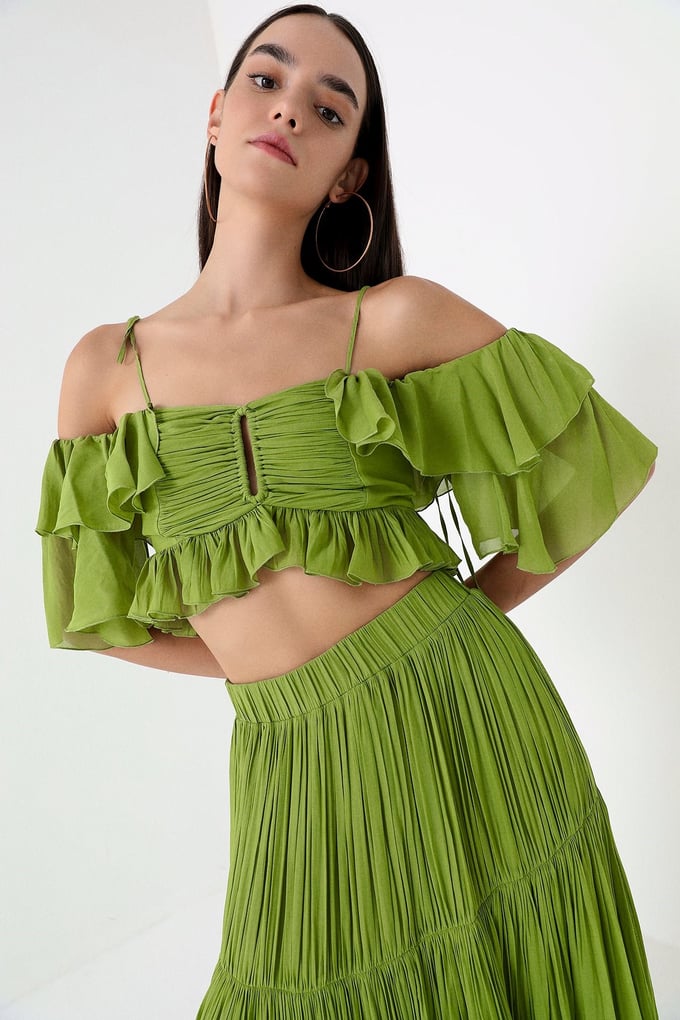 Yeşil Askılı Volanlı Crop Bluz