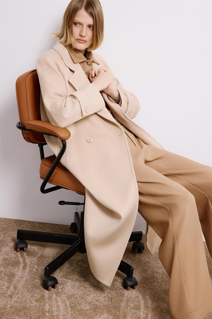 Kruvaze Detaylı Uzun Kollu Bej Kaban