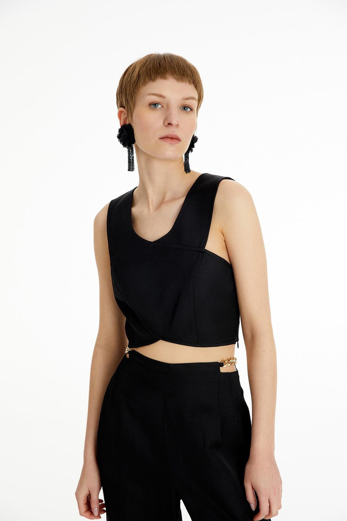 Strappy Crop Black Bustier