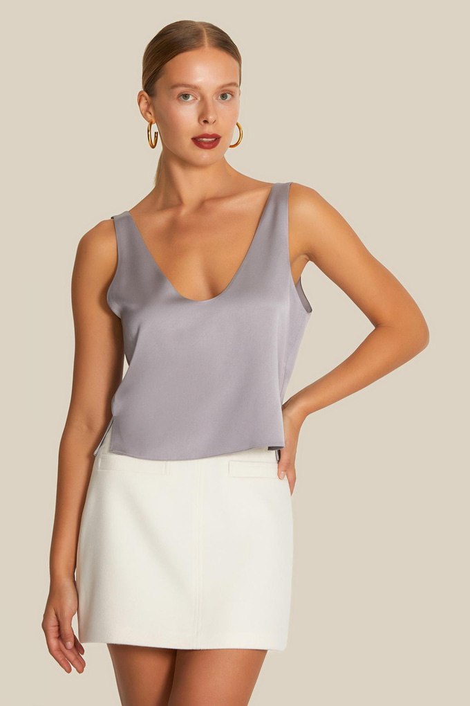 Askılı V Yaka Gri Bluz