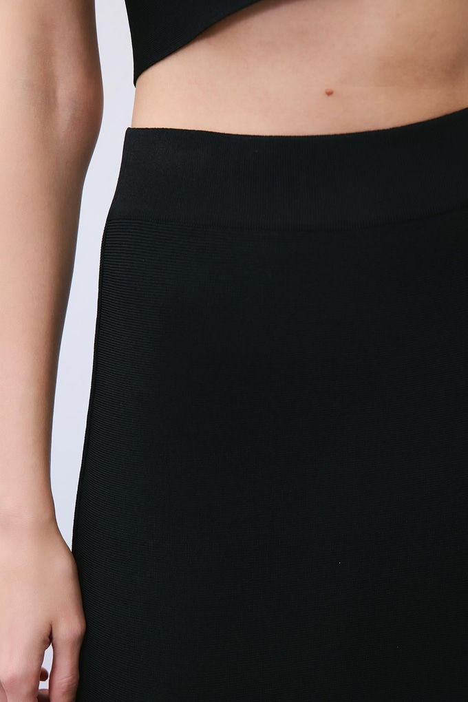 Beli Lastikli Midi Boy Siyah Triko Etek