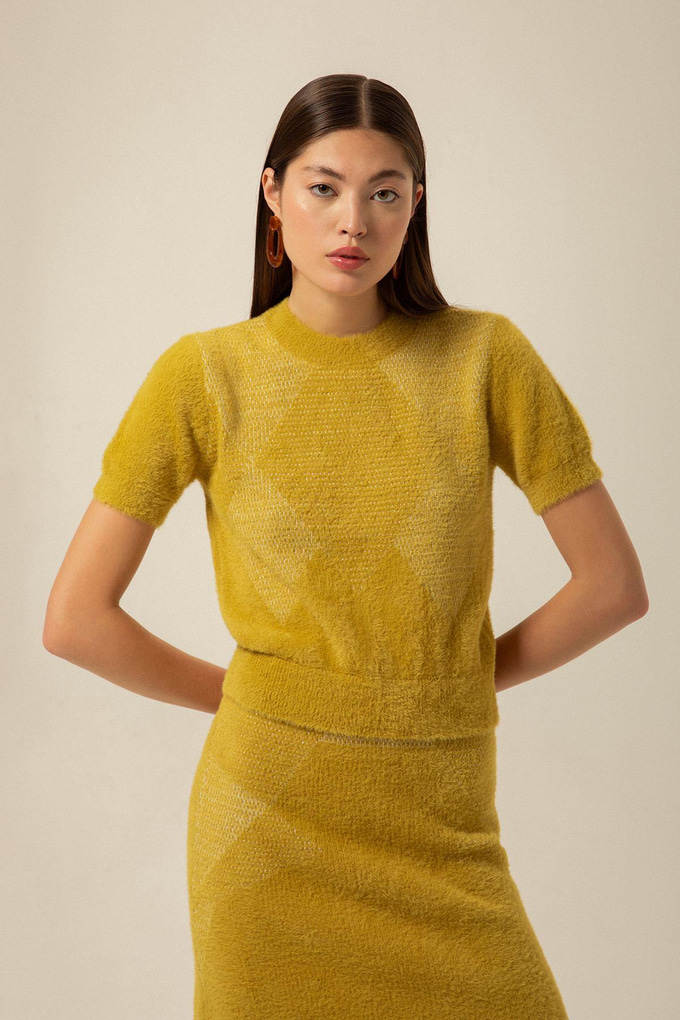 Short-Sleeve Block Pattern Green Knit Blouse