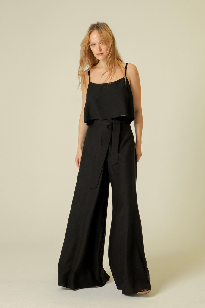 Loose Fit Belted Black Trousers