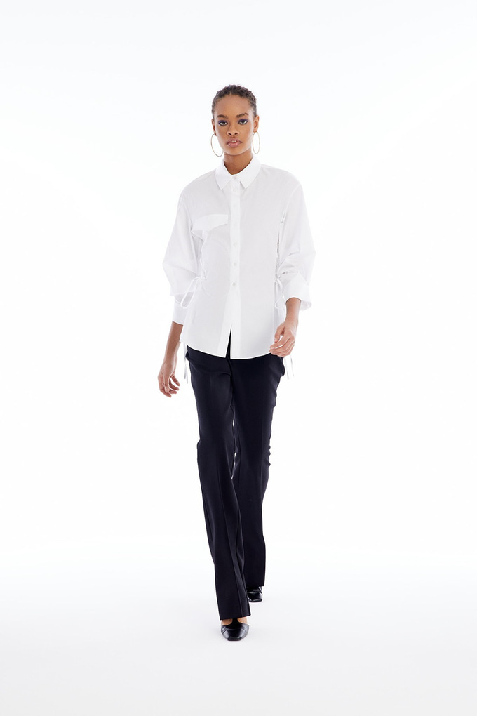 Büzgü Detaylı Beyaz Poplin Gömlek