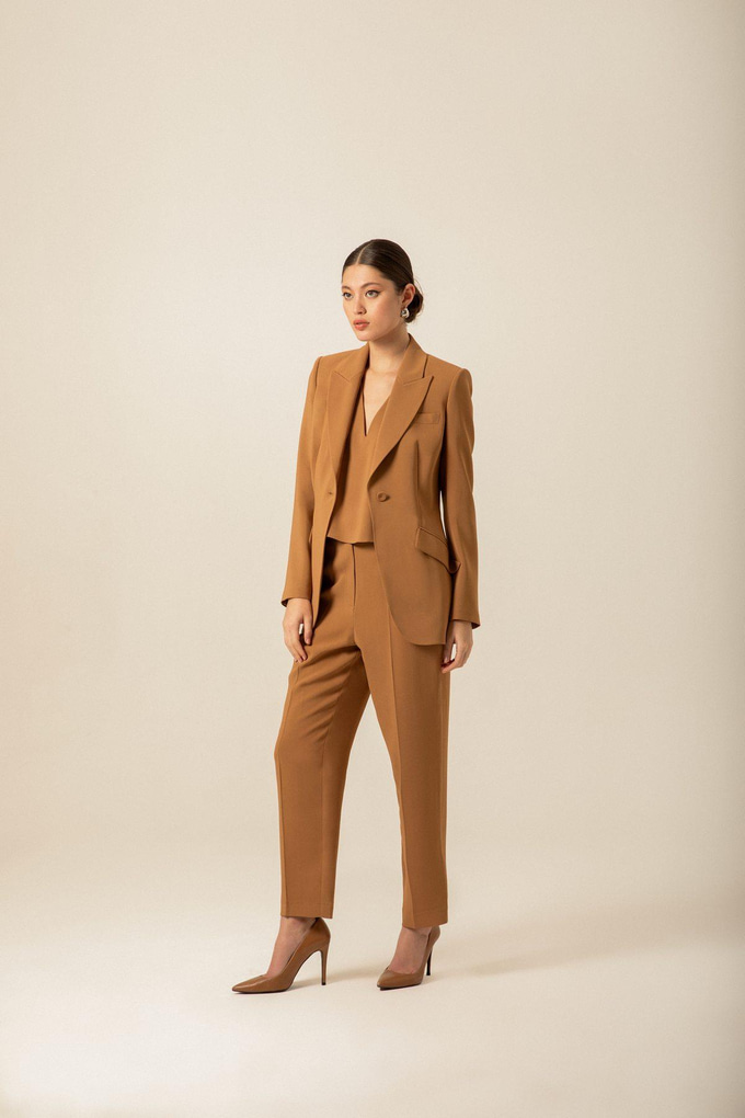 Cep Kapaklı Krep Dokulu Camel Ceket