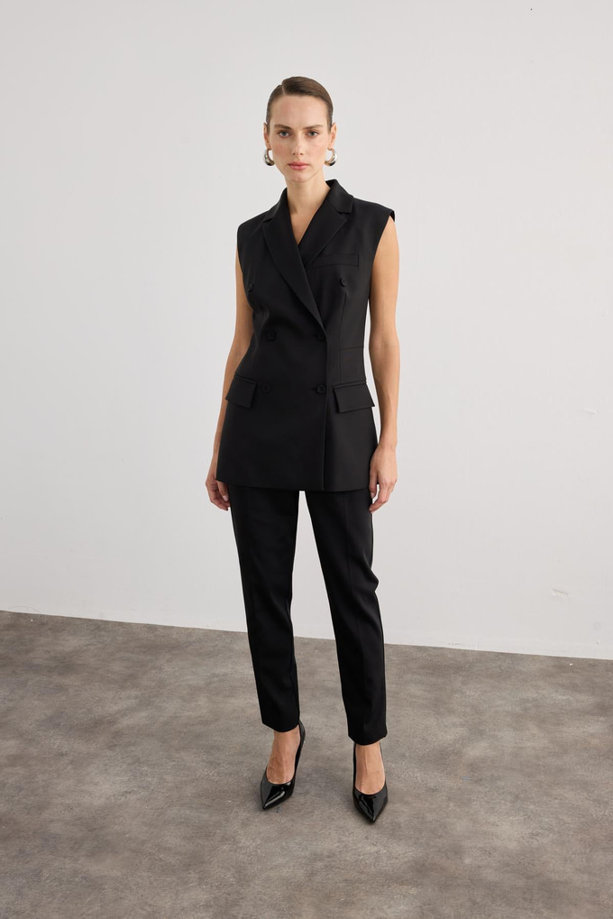 Button Detail Sleeveless Black Vest