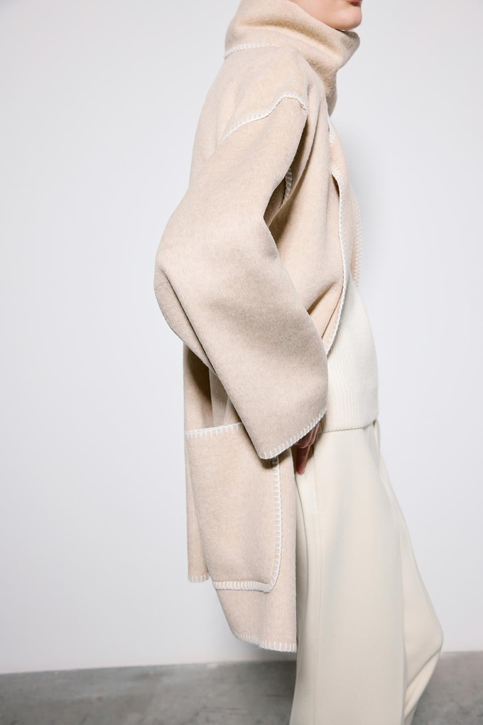 Düşük Omuzlu Uzun Bej Kaban