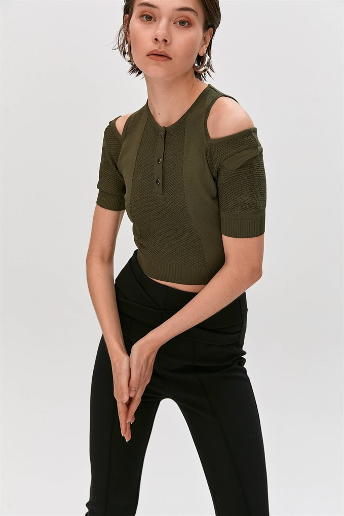 Haki Omuz Dekolteli Triko Üst